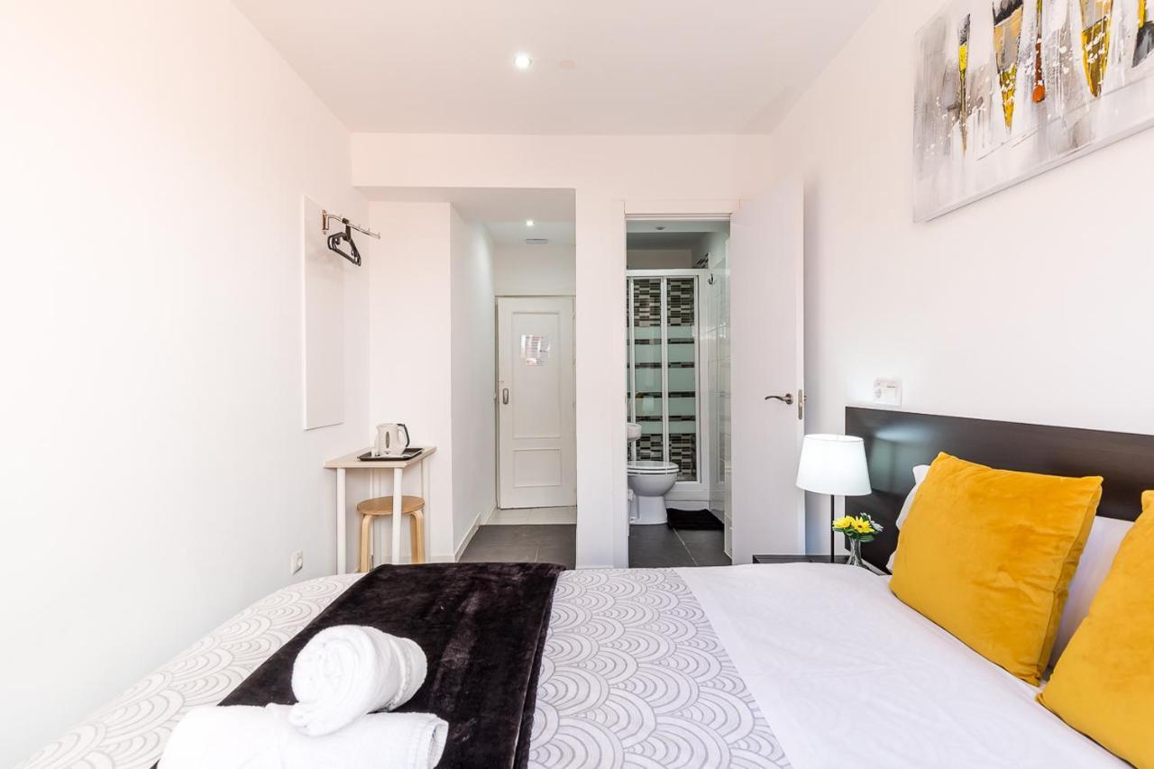 Ayz Sierra De Meira - Auto Check-In Property (Adults Only) Madrid Luaran gambar